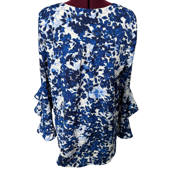 VINCE CAMUTO Floral Ruffle V-Neck Loose Blouse Top Flutter Sleeves Blue Medium - Picture 7 of 12